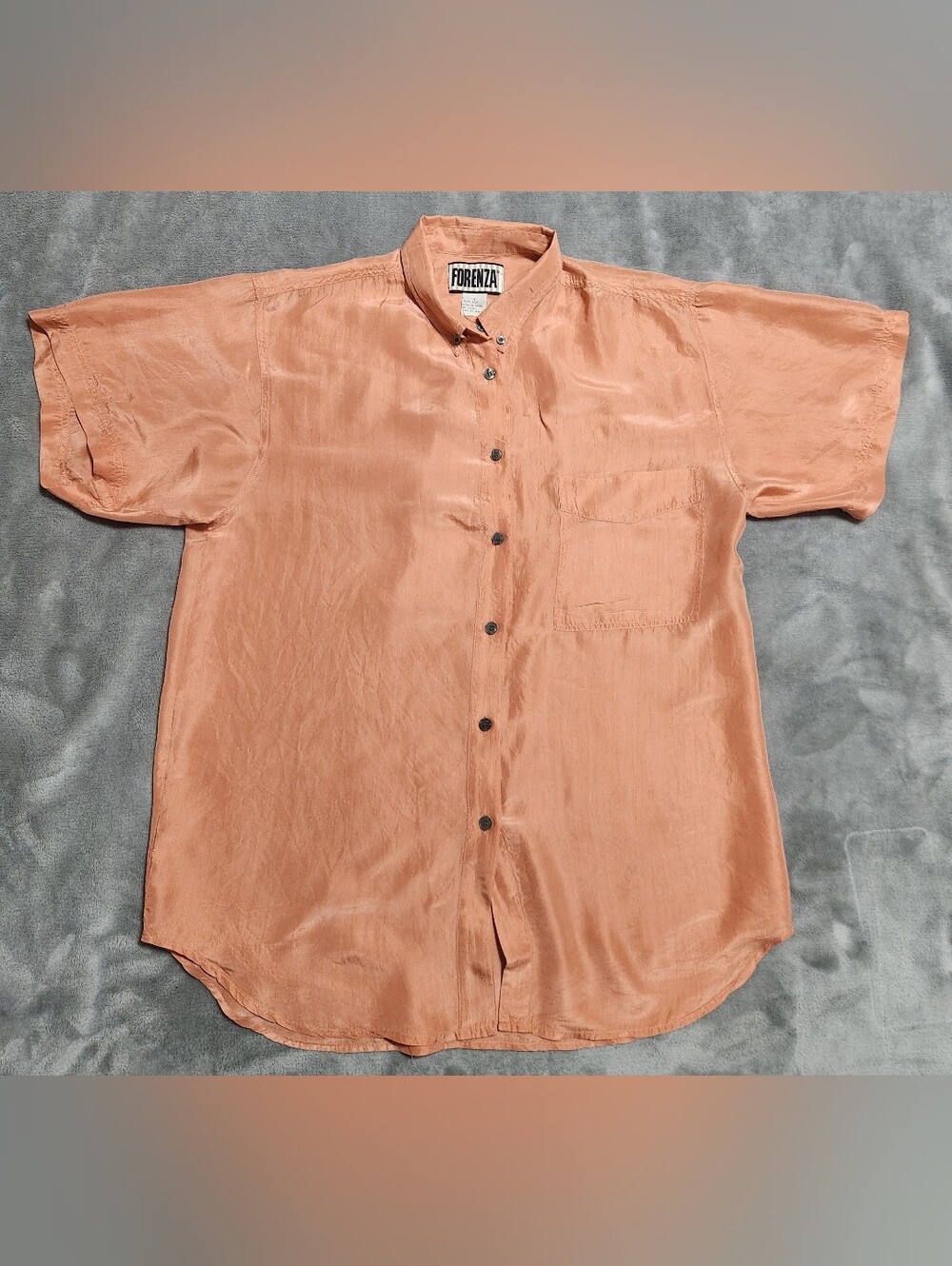 Vintage 90s Forenza 100% Silk Peach Short Sleeve Button Down Shirt S